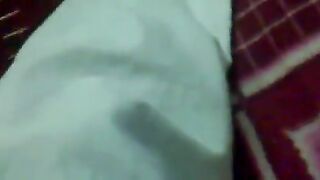 مومس بتشرب الحشيش وتتكيف كسها ياكلها تتناك وتتكيف تانى احلى كيف