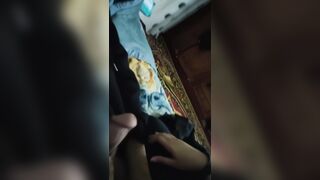 شرموطة مصرية محجبة تمص الزب المختون