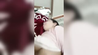 نيك مصرية واللعب في بزازها الملبن