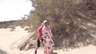 سكس مصري: ستار ساخنة في الصحراء